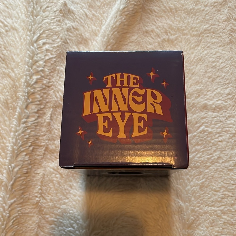 Magic Delivered, Inner Eye Magic 8 Ball - Picture 7 of 7